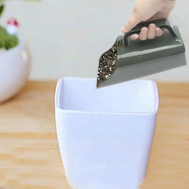 ที่ตักดินพลาสติกอเนกประสงค์1ชิ - Planted Aquarium With Gravel บทวิจารณ์และราคา